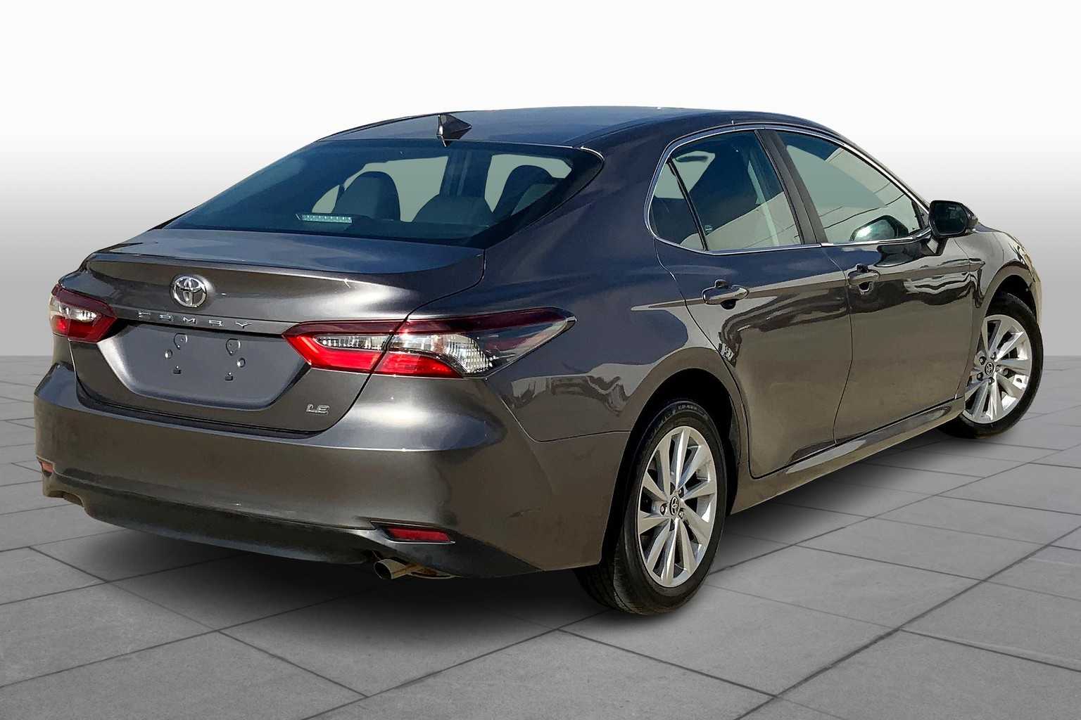 2024 Toyota Camry LE photo 11