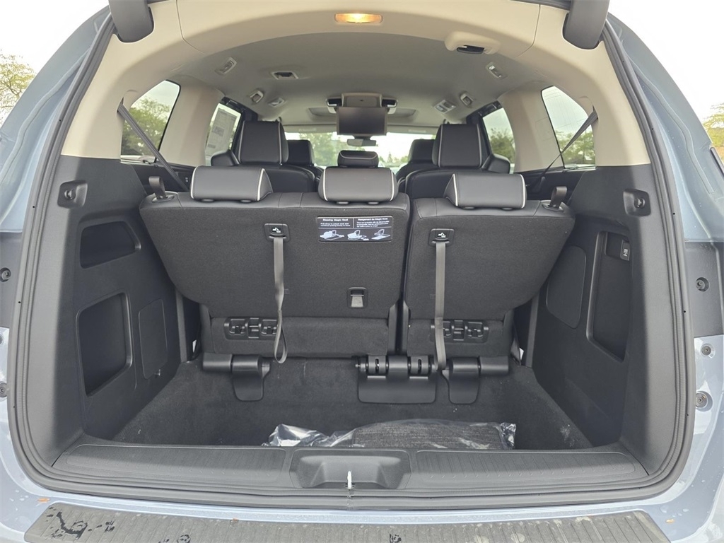 2026 Honda Odyssey Touring photo 18