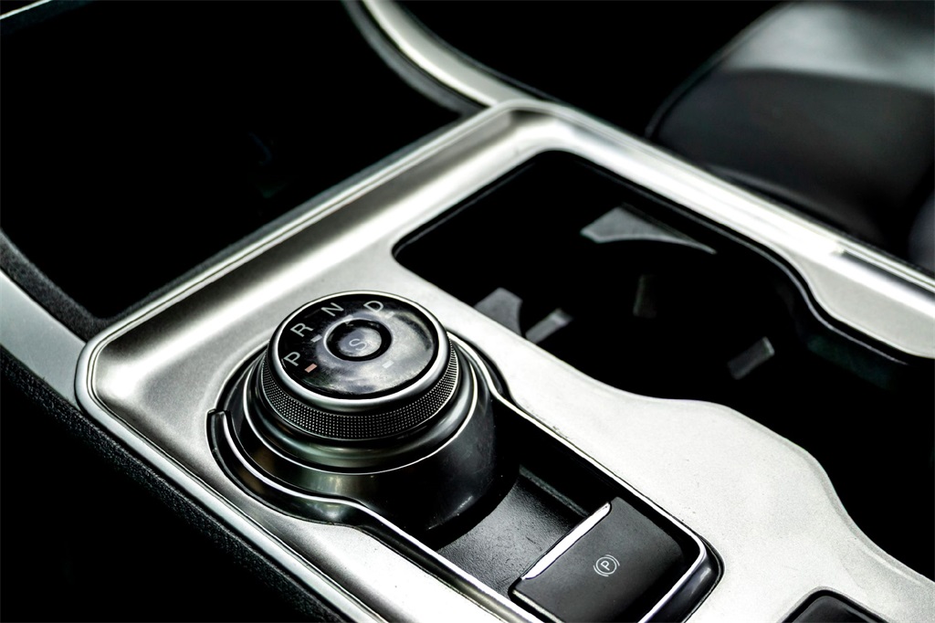 2024 Ford Edge SEL photo 22