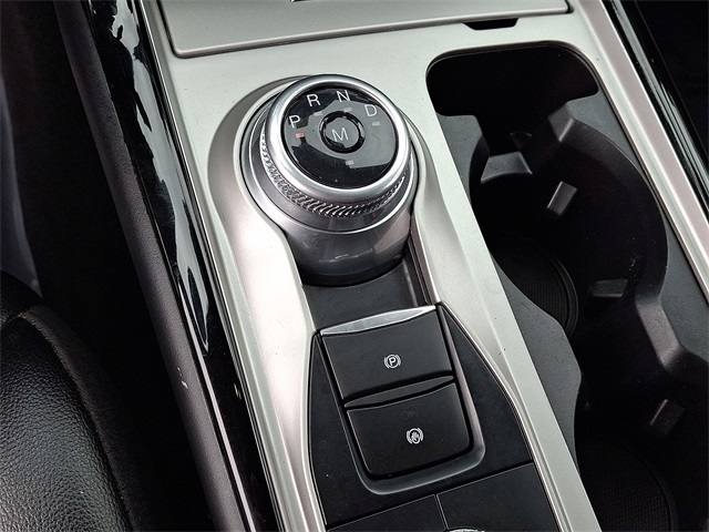 2022 Ford Explorer ST photo 11