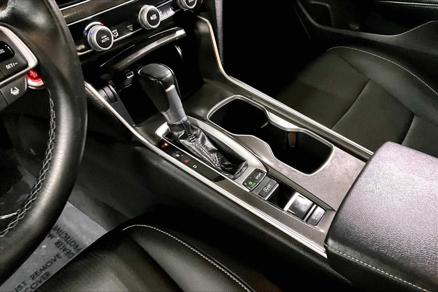 2022 Honda Accord Sport photo 16