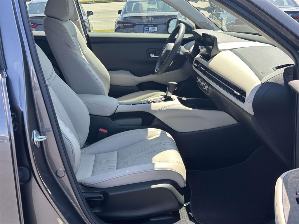2024 Honda HR-V EX-L photo 6