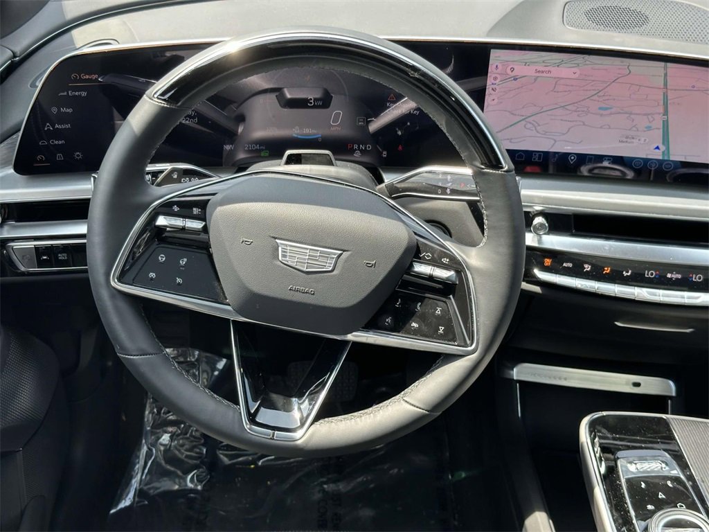 2025 Cadillac Lyriq Luxury photo 19