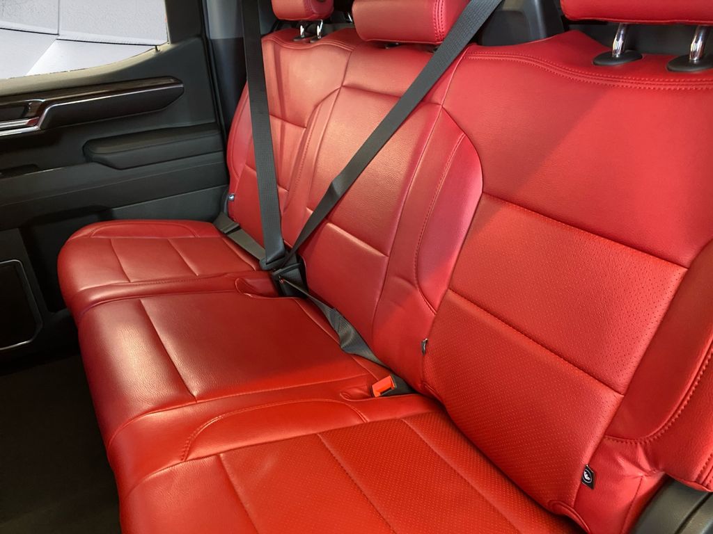 2023 Chevrolet Silverado 1500 RST photo 17