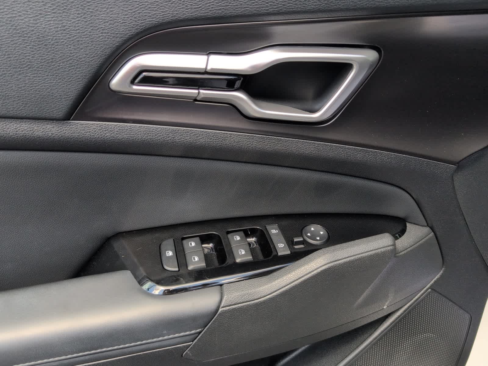 2023 Kia Sportage EX photo 11