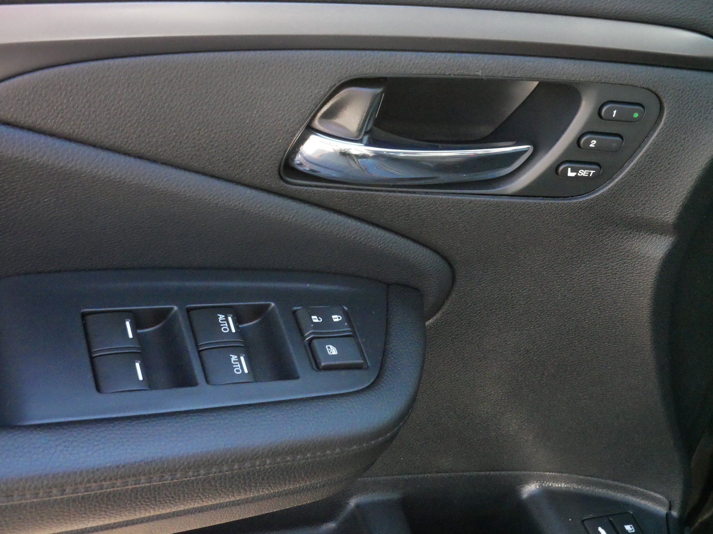 2022 Honda Pilot SE photo 18