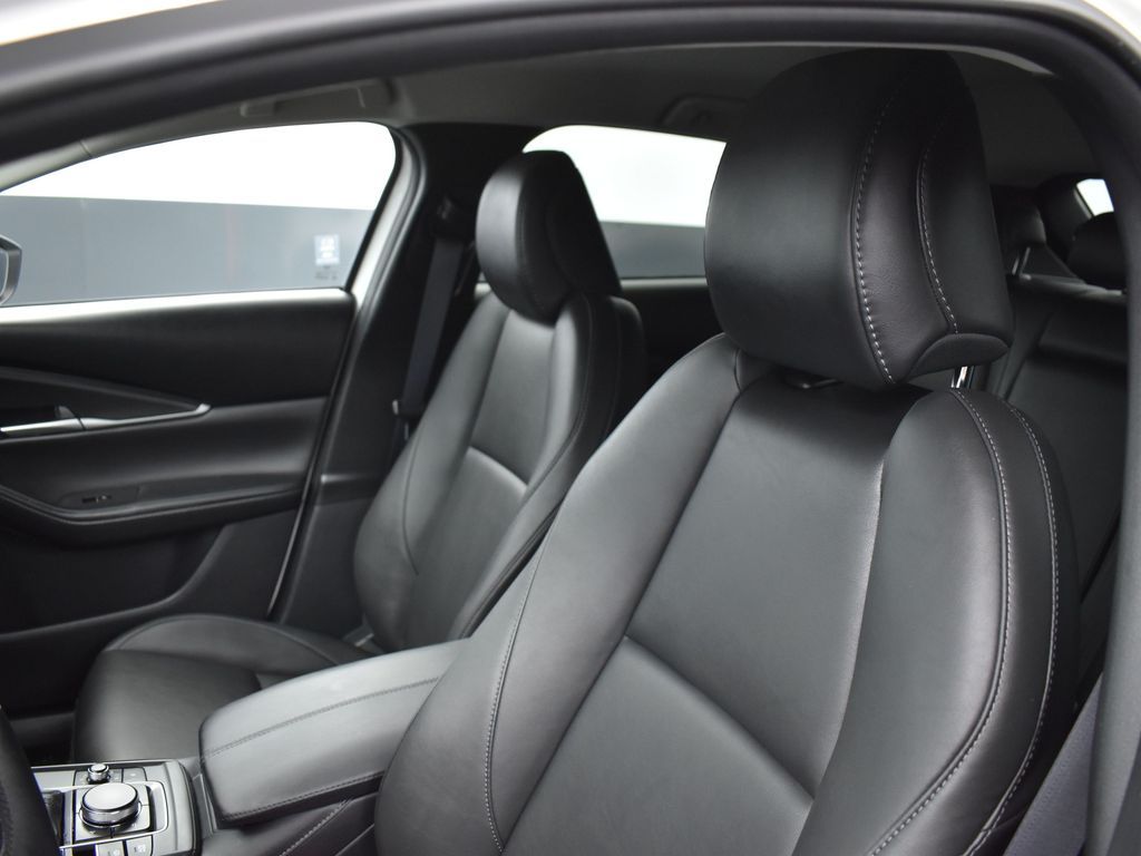 2022 Mazda CX-30 2.5 Select photo 9