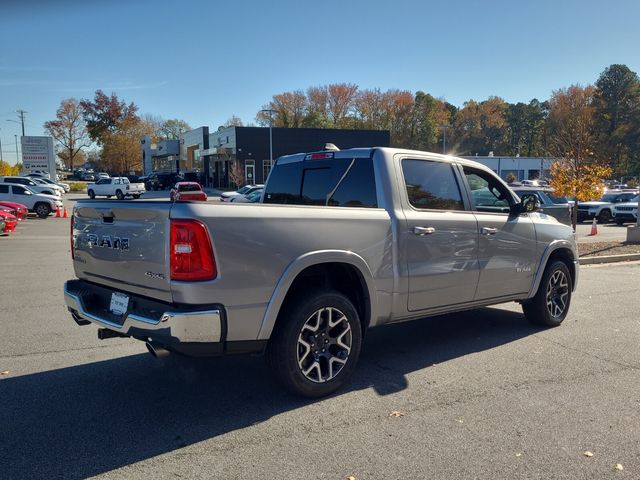 2025 Ram 1500 Laramie photo 3
