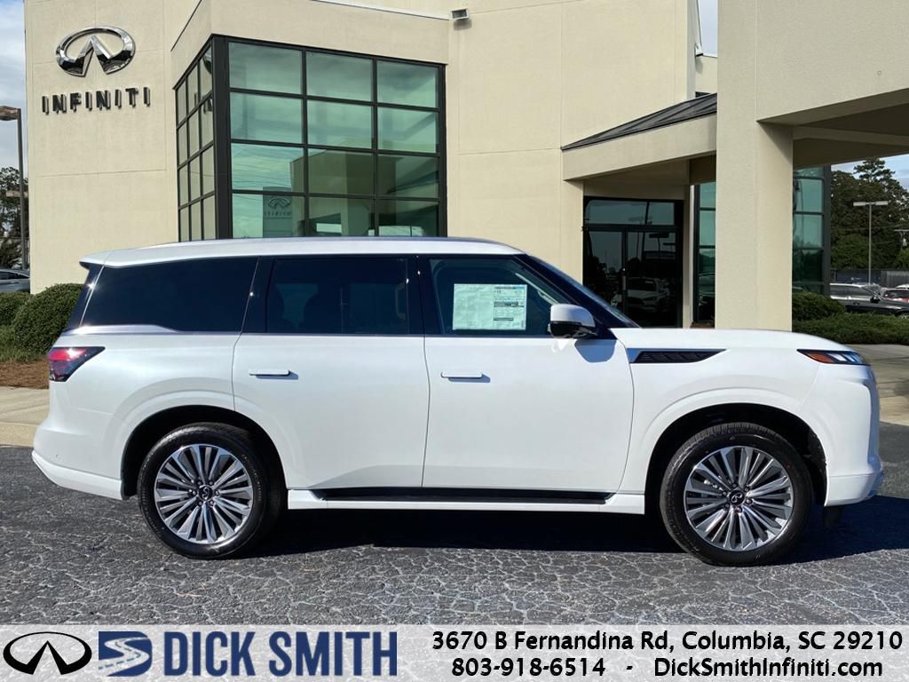 2025 Infiniti QX80 Luxe photo 2