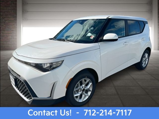 2025 Kia Soul S's photo