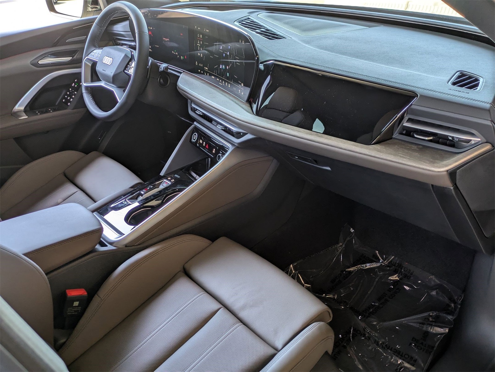2025 Audi Q5 2.0T Premium Plus photo 8