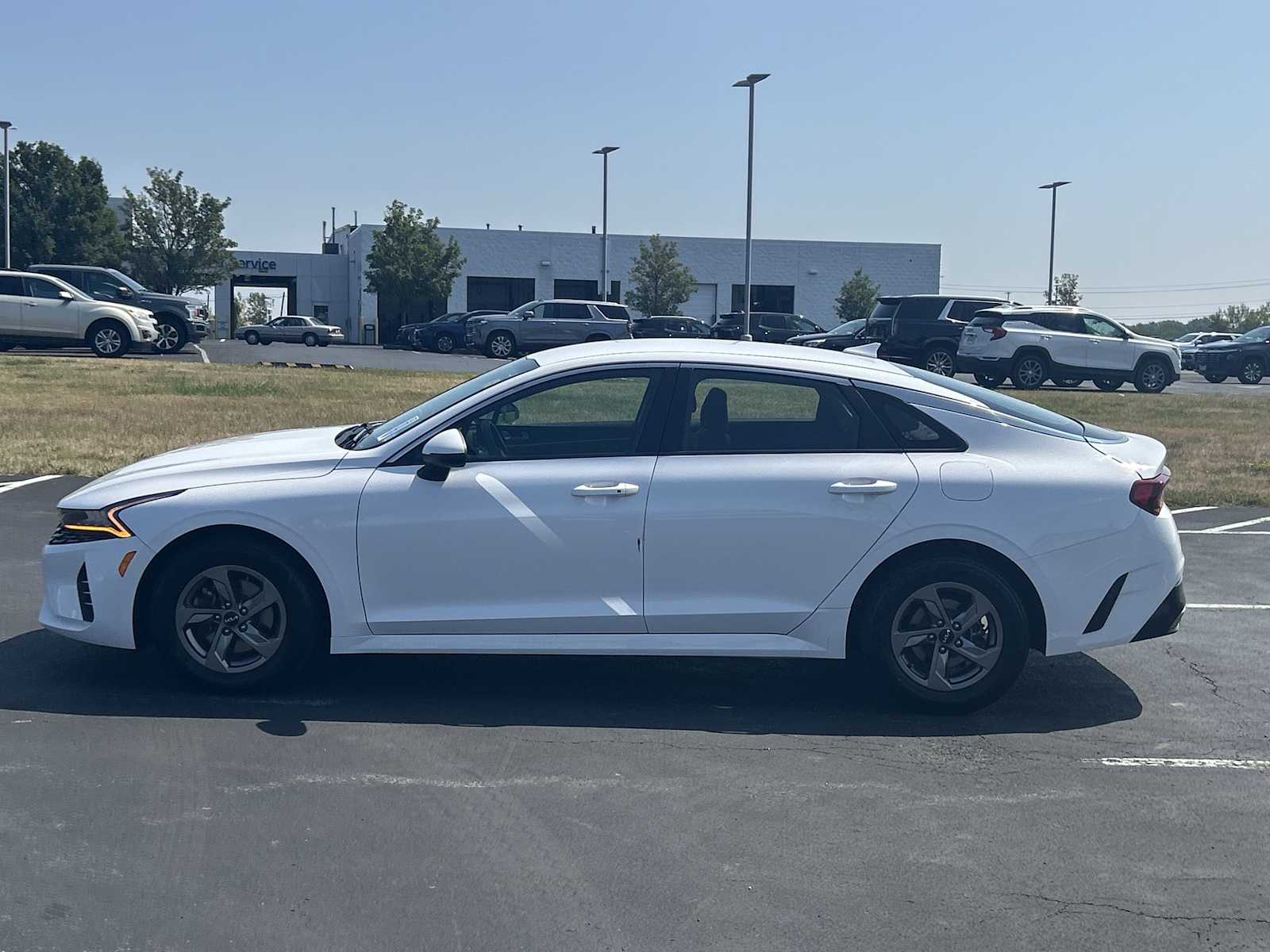 2023 Kia K5 LXS photo 23