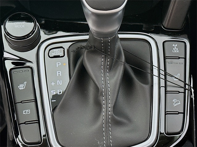 2024 Kia Seltos X-Line photo 18