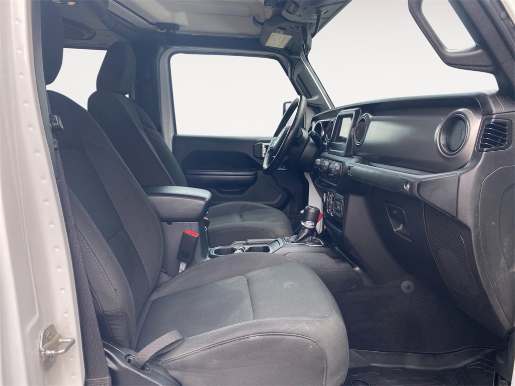 2021 Jeep Gladiator Willys photo 15