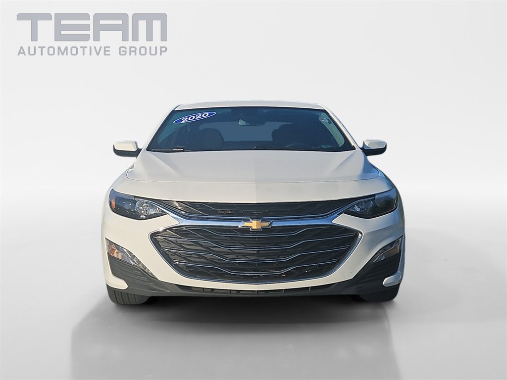 2024 Chevrolet Malibu 1LT photo 2