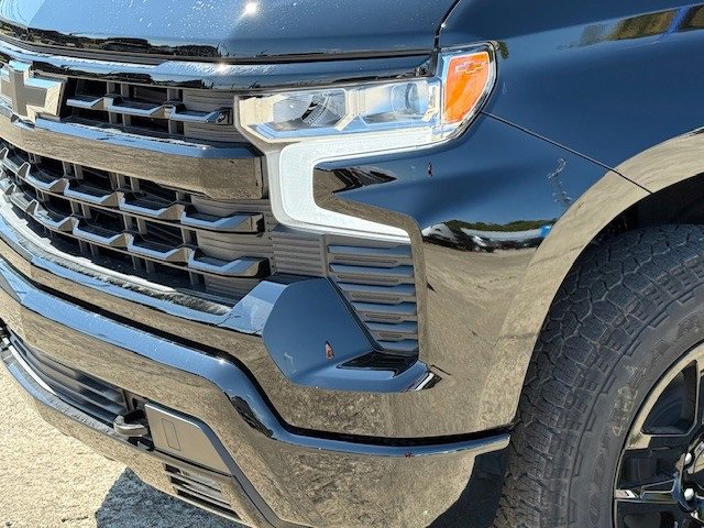 2026 Chevrolet Silverado RST photo 10