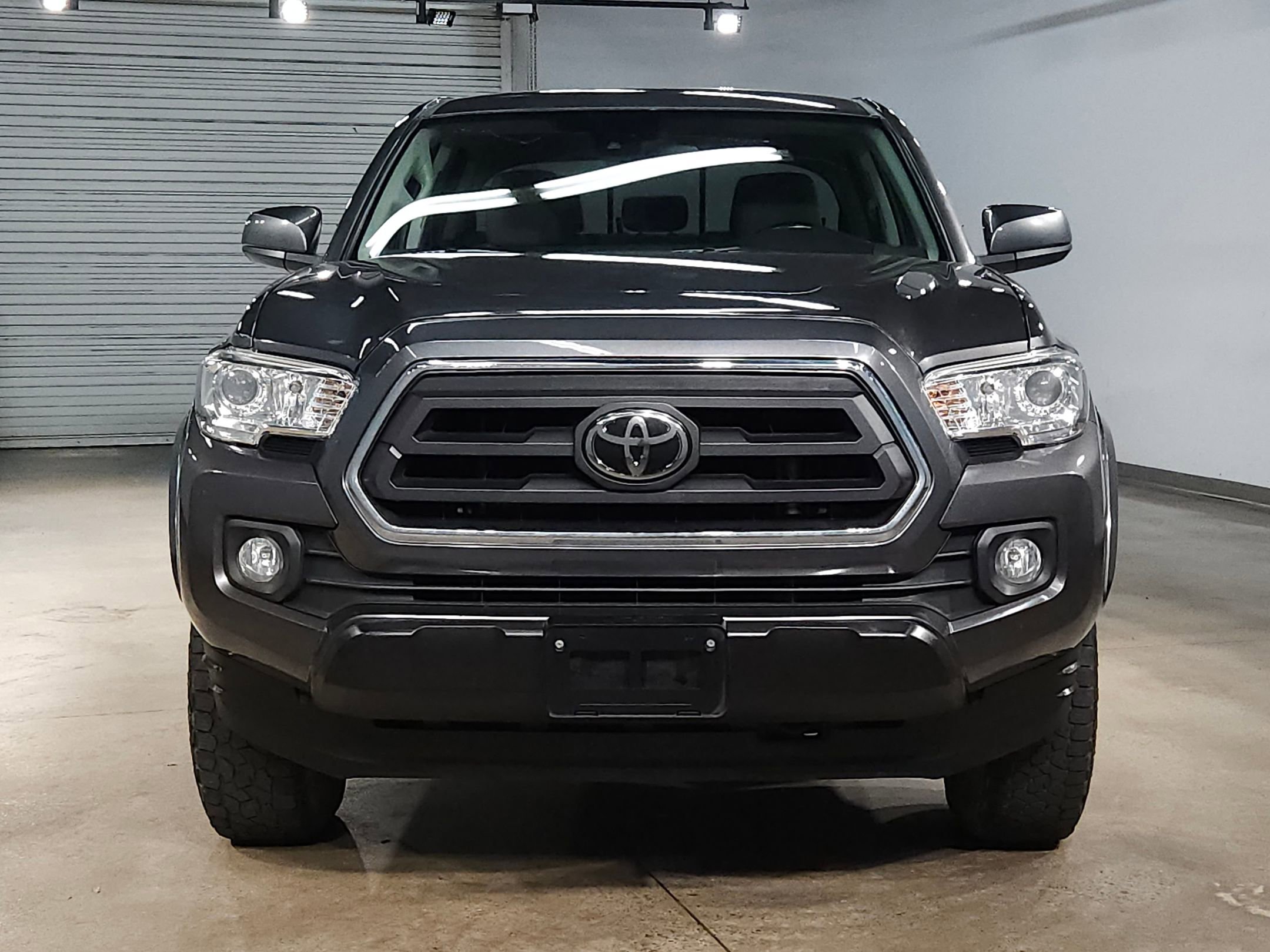 Used 2020 Toyota Tacoma SR5 with VIN 5TFAZ5CN0LX094908 for sale in Little Rock