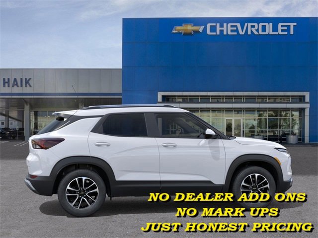 2026 Chevrolet Trailblazer LT photo 3