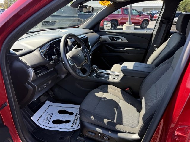 2023 Chevrolet Traverse Cloth photo 11