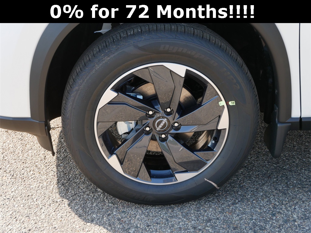 2026 Nissan Rogue SV AWD photo 4
