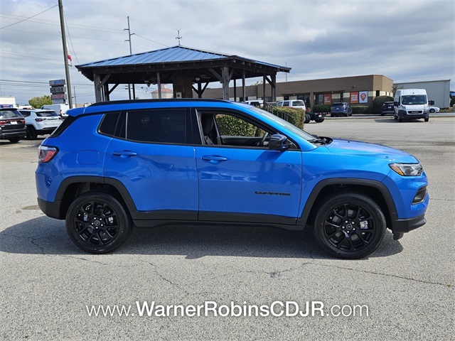 2026 Jeep Compass Latitude Altitude photo 13