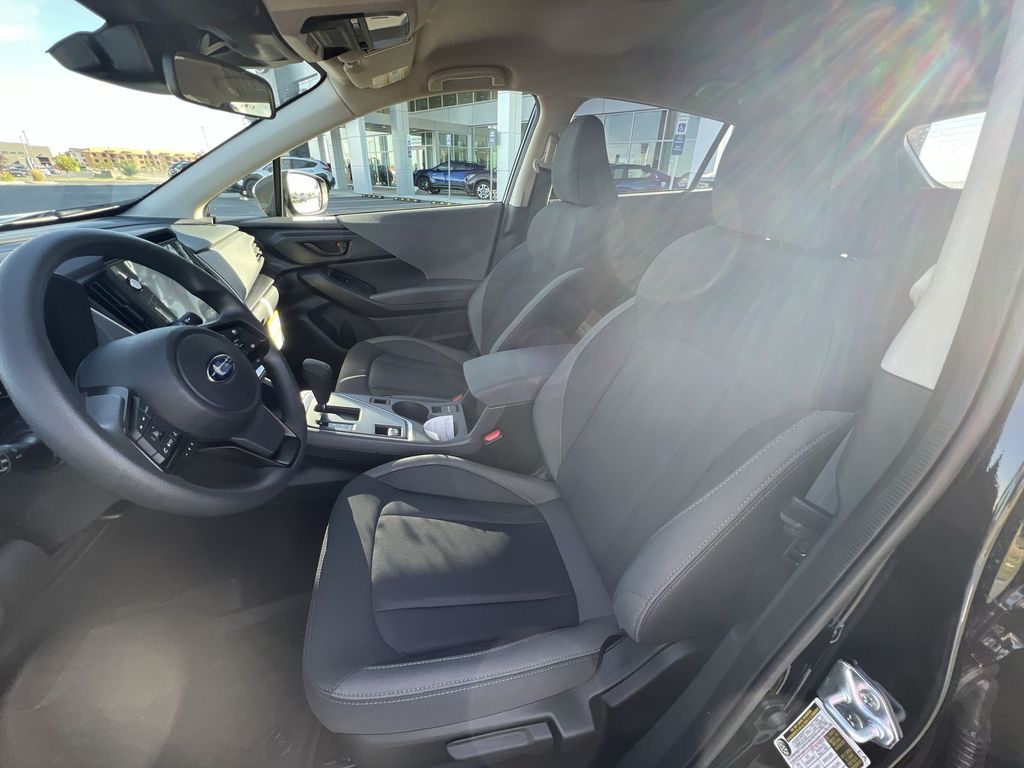 2025 Subaru Crosstrek Premium photo 16