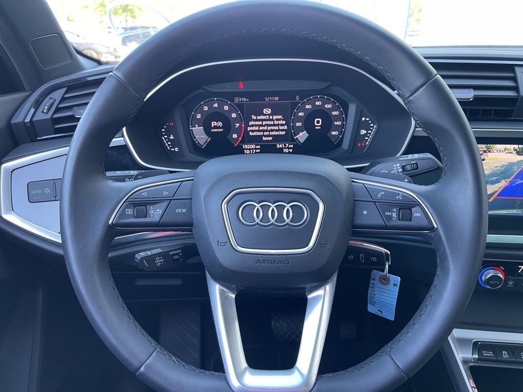 2025 Audi Q3 S line Premium photo 9