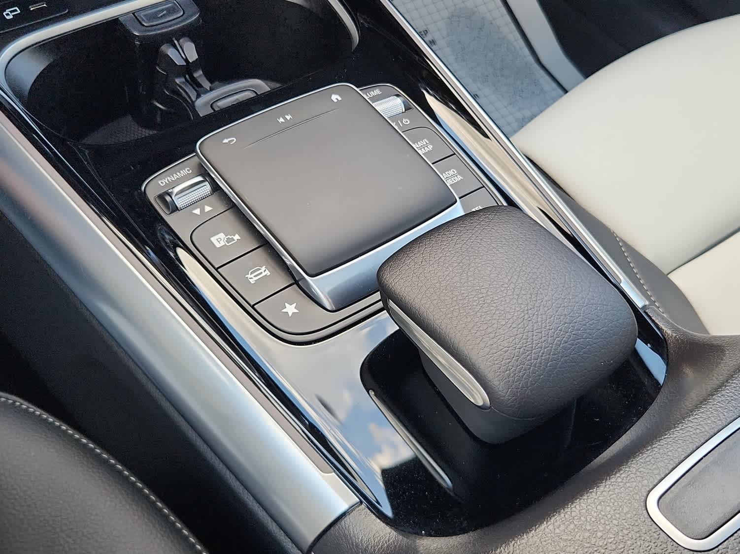 2023 Mercedes Benz GLA 250 4MATIC photo 11