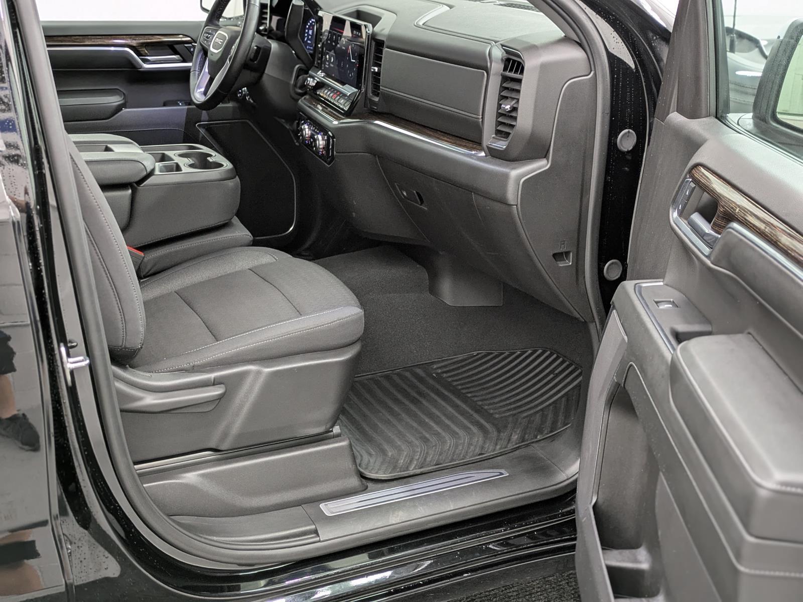 2024 Gmc Sierra 1500 SLE photo 19