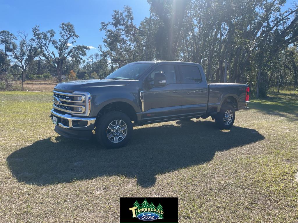 2026 Ford F-350 Super Duty Lariat's photo