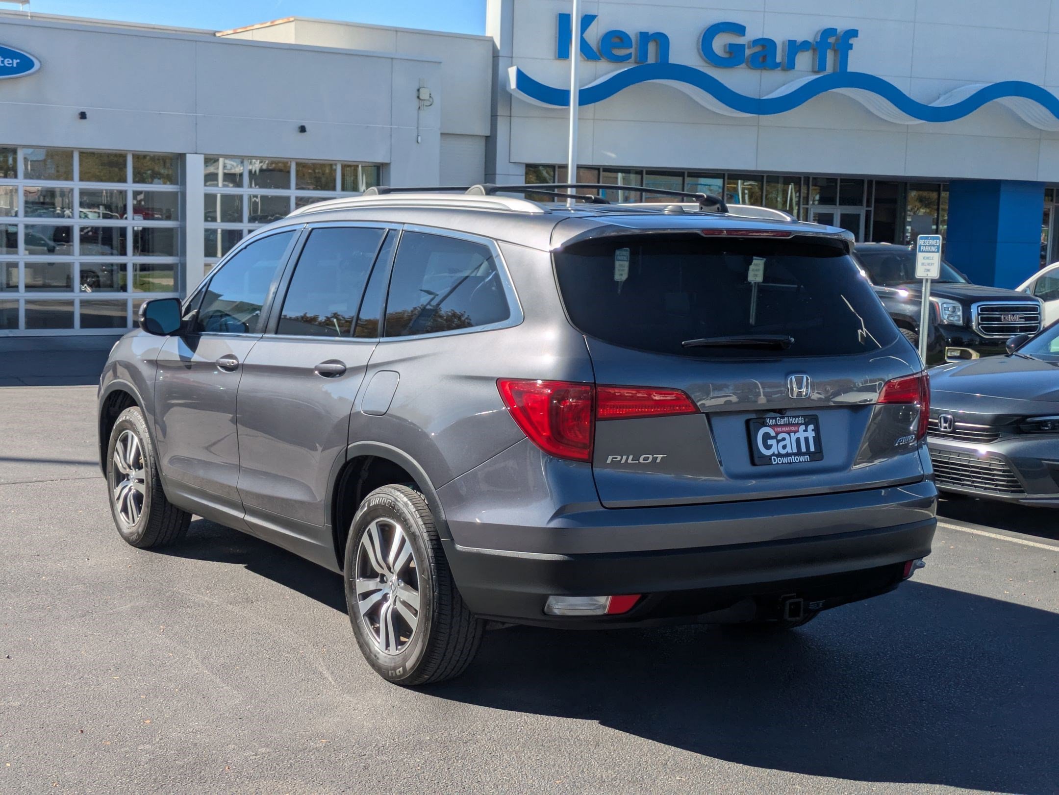 2017 Honda Pilot EX-L photo 4