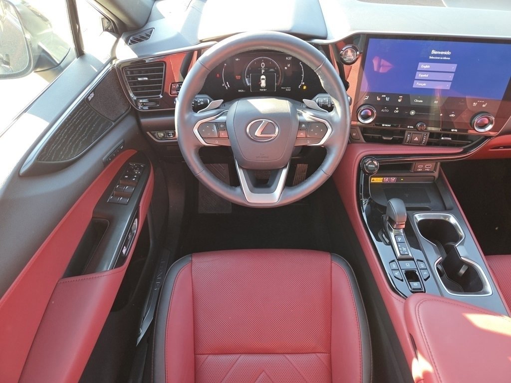 2024 Lexus NX 350 Luxury photo 3