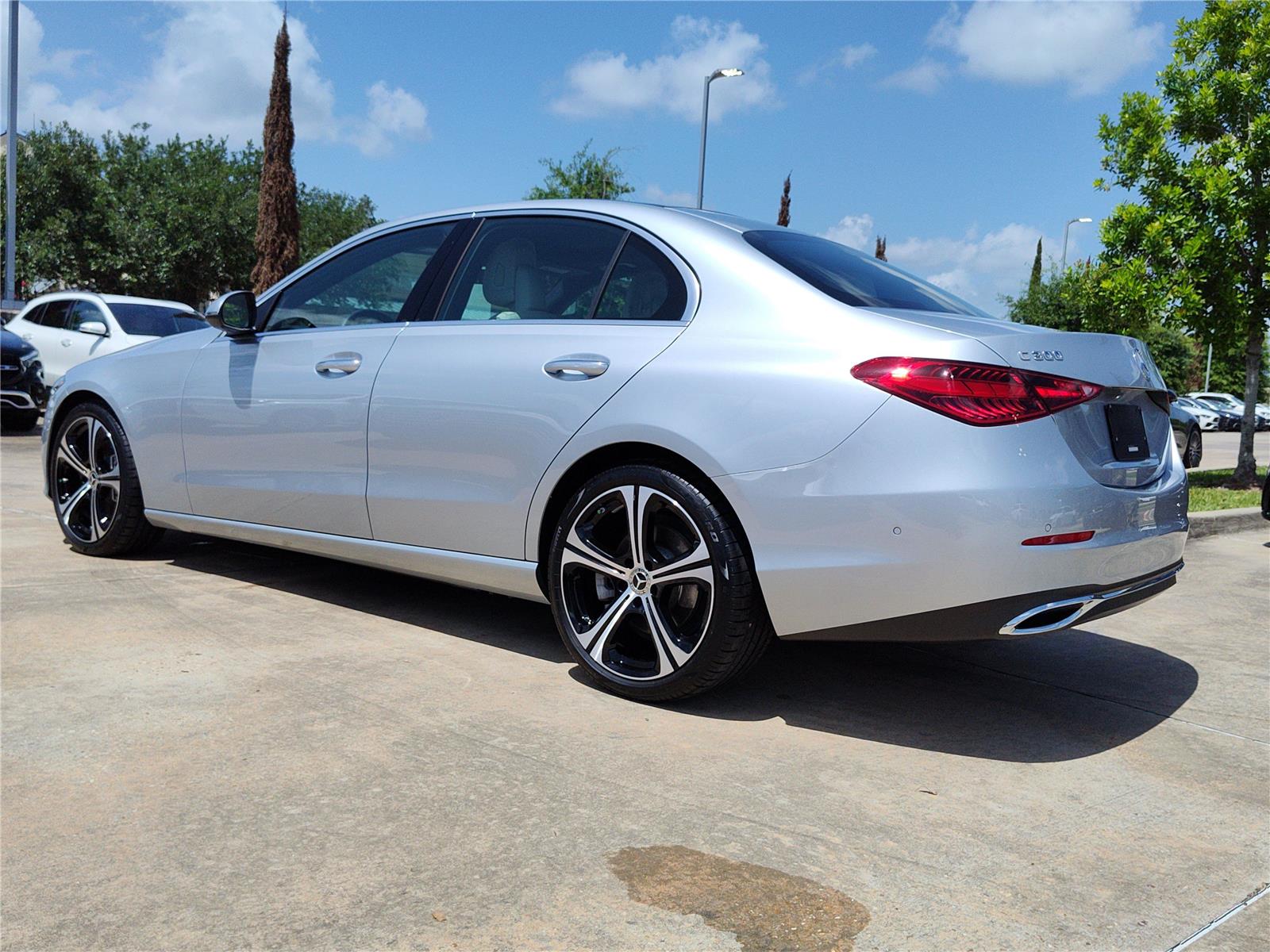 2025 Mercedes Benz C 300 photo 4