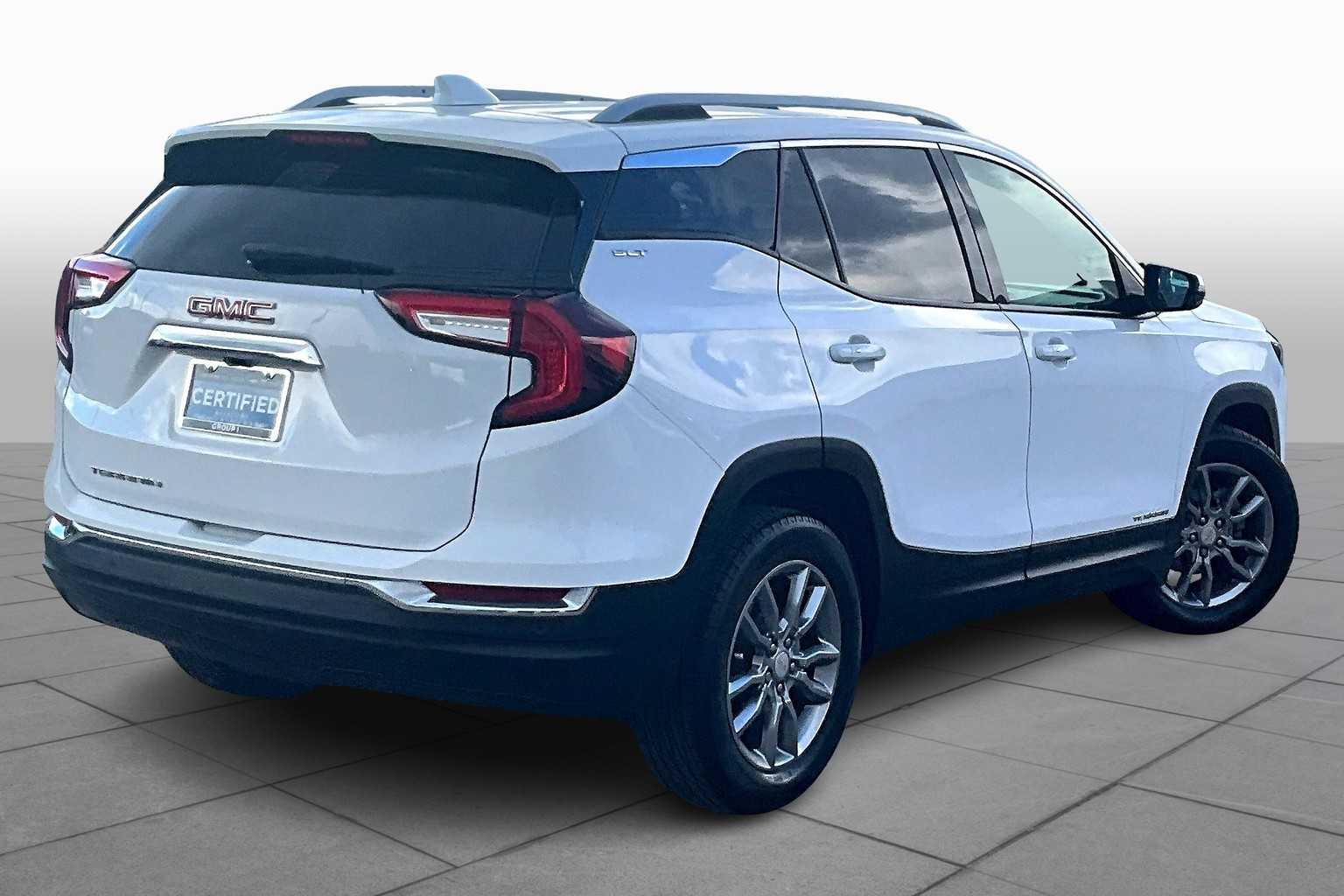2022 Gmc Terrain SLT photo 11