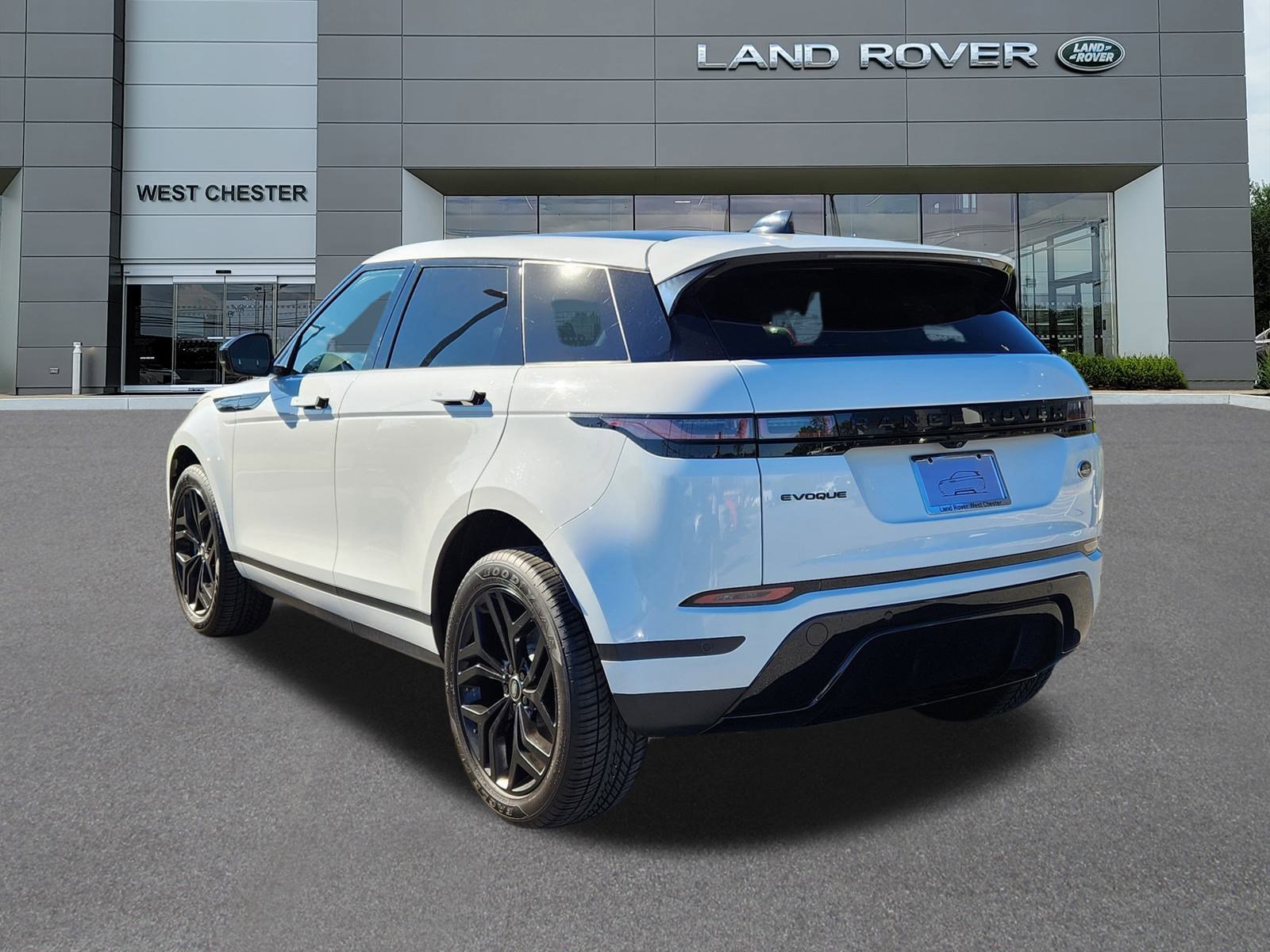 2023 Land Rover Range Rover Evoque S photo 3