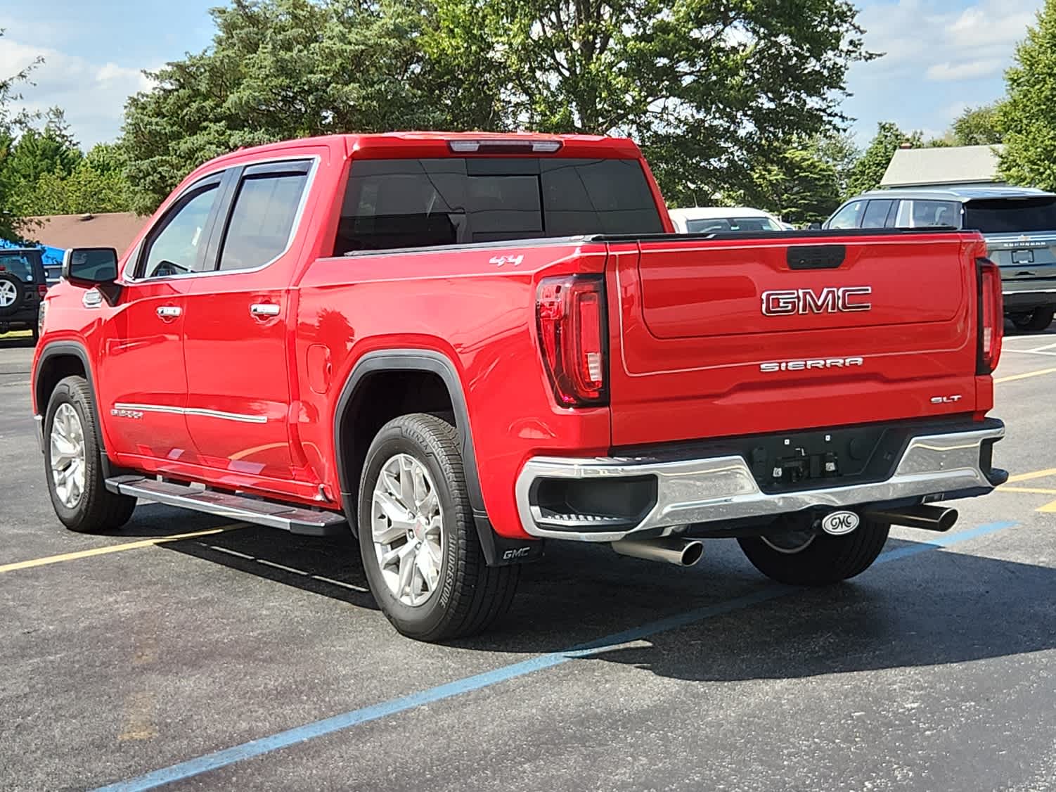2021 Gmc Sierra 1500 SLT photo 4