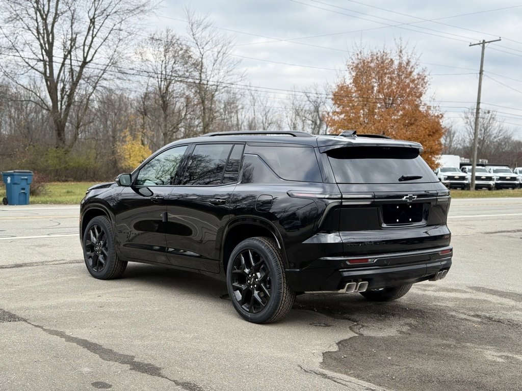 2026 Chevrolet Traverse RS photo 2