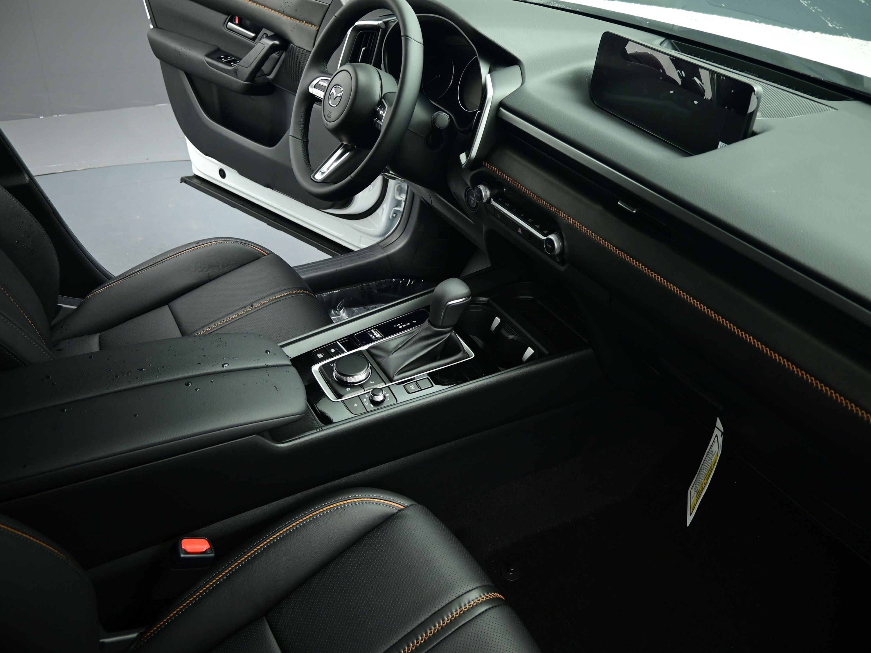 2025 Mazda CX-50 Premium photo 21