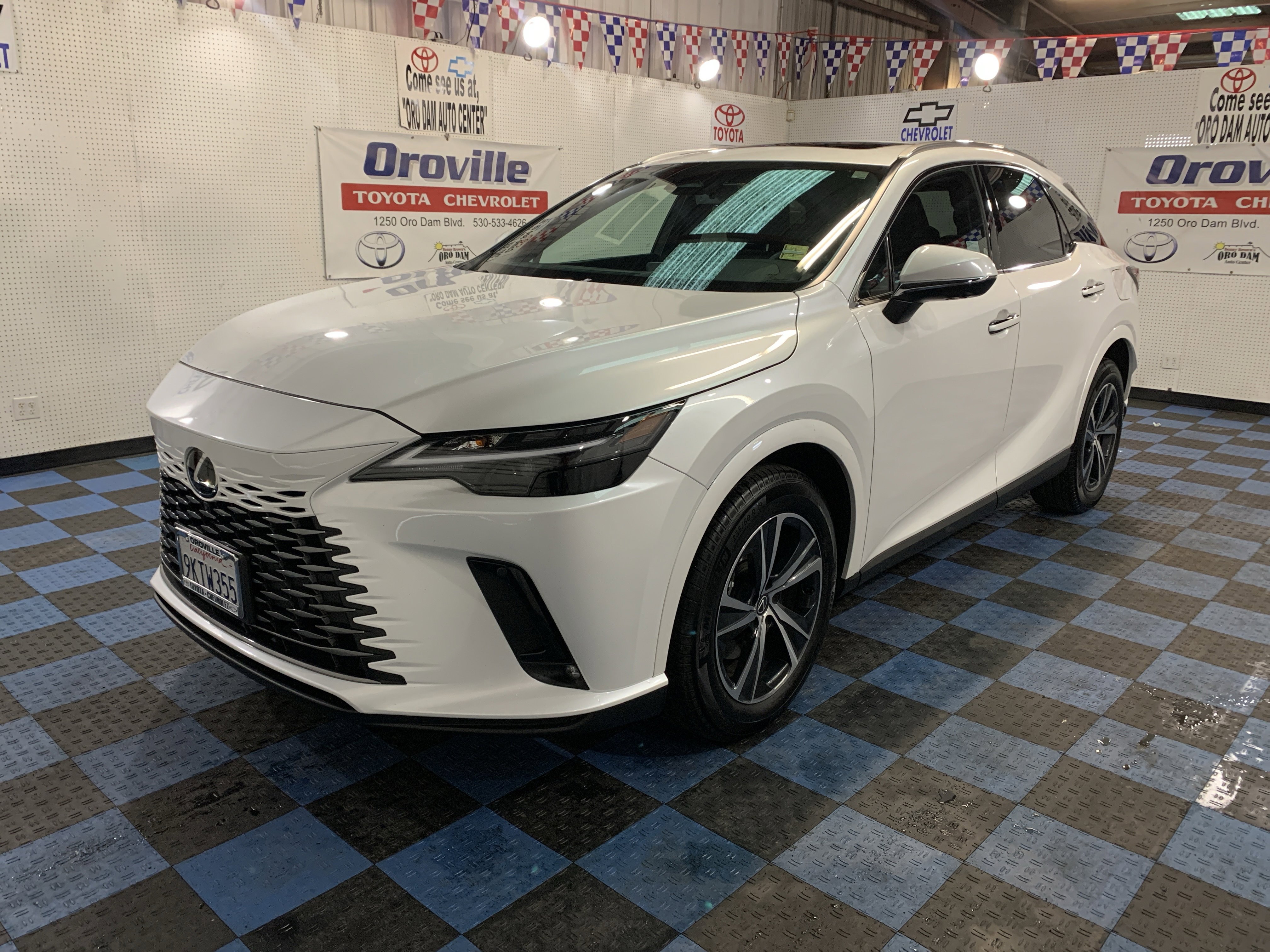 2024 Lexus RX 350's photo