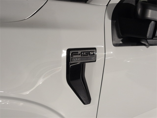 2025 Ford F-150 XLT photo 6