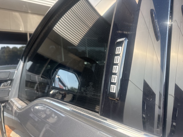 2021 Ford F-250 photo 22