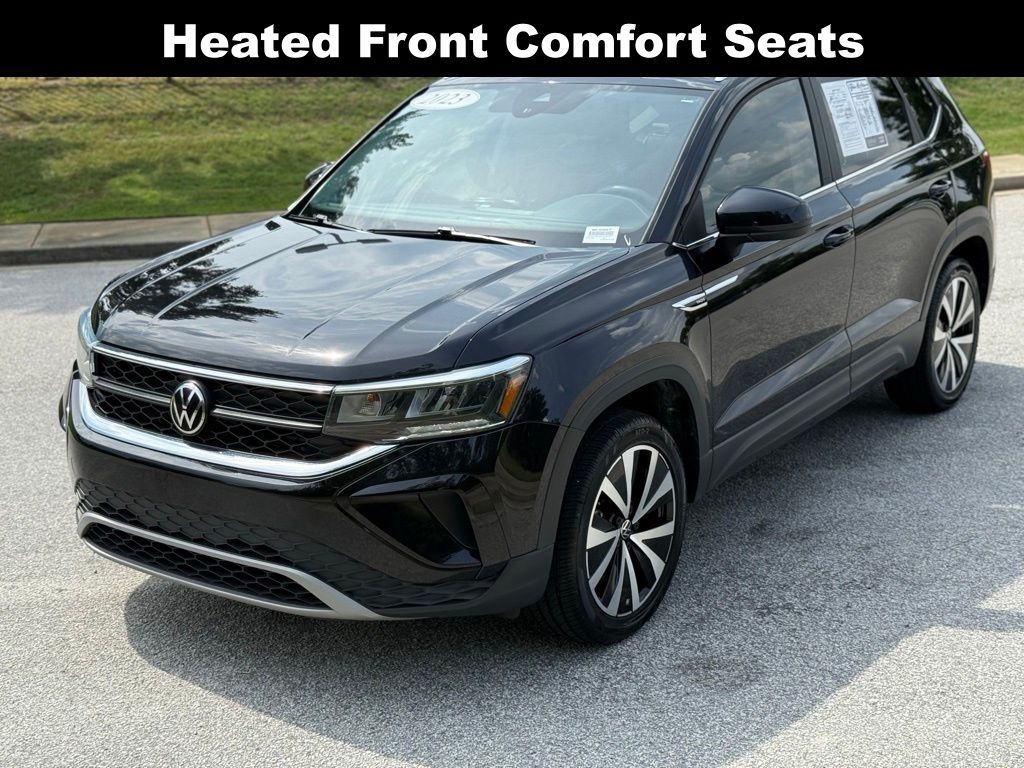 2023 Volkswagen Taos SE photo 2