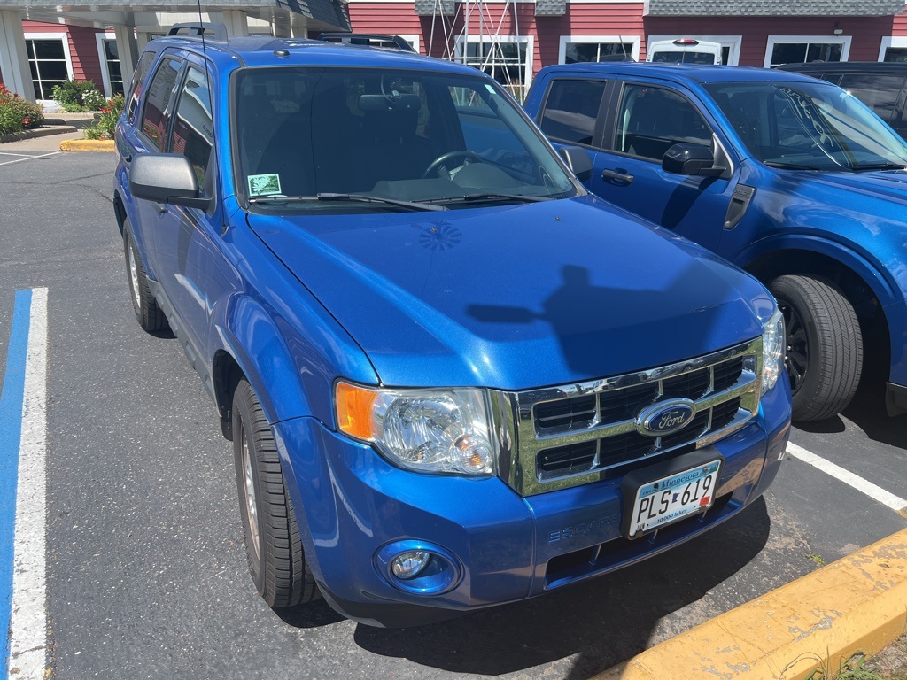 Used 2011 Ford Escape XLT with VIN 1FMCU9D79BKC22262 for sale in White Bear Lake, Minnesota