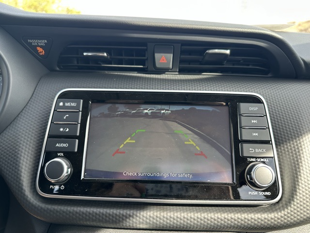 2025 Nissan Kicks Play S photo 20