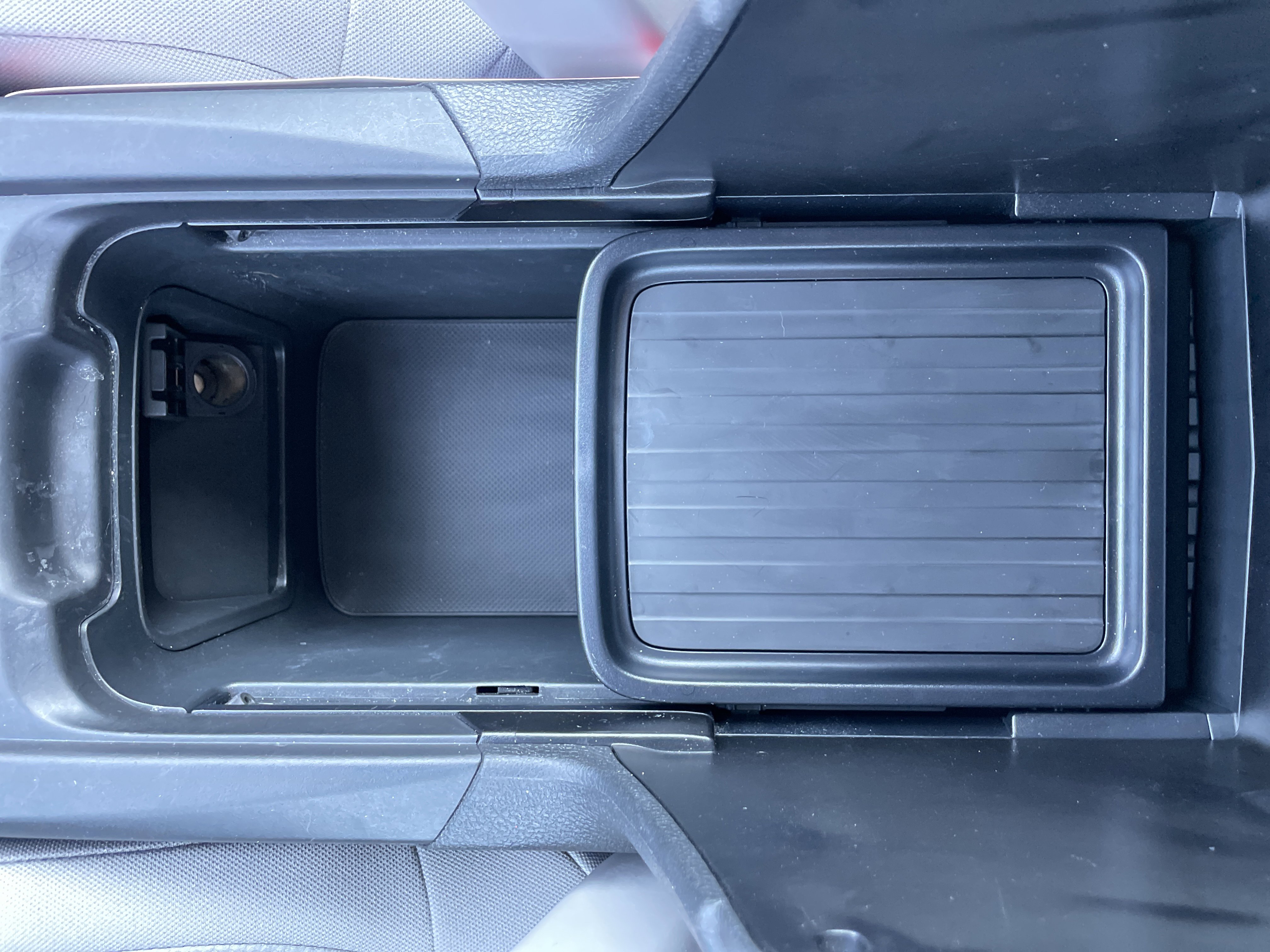 2022 Honda CR-V Hybrid EX photo 6
