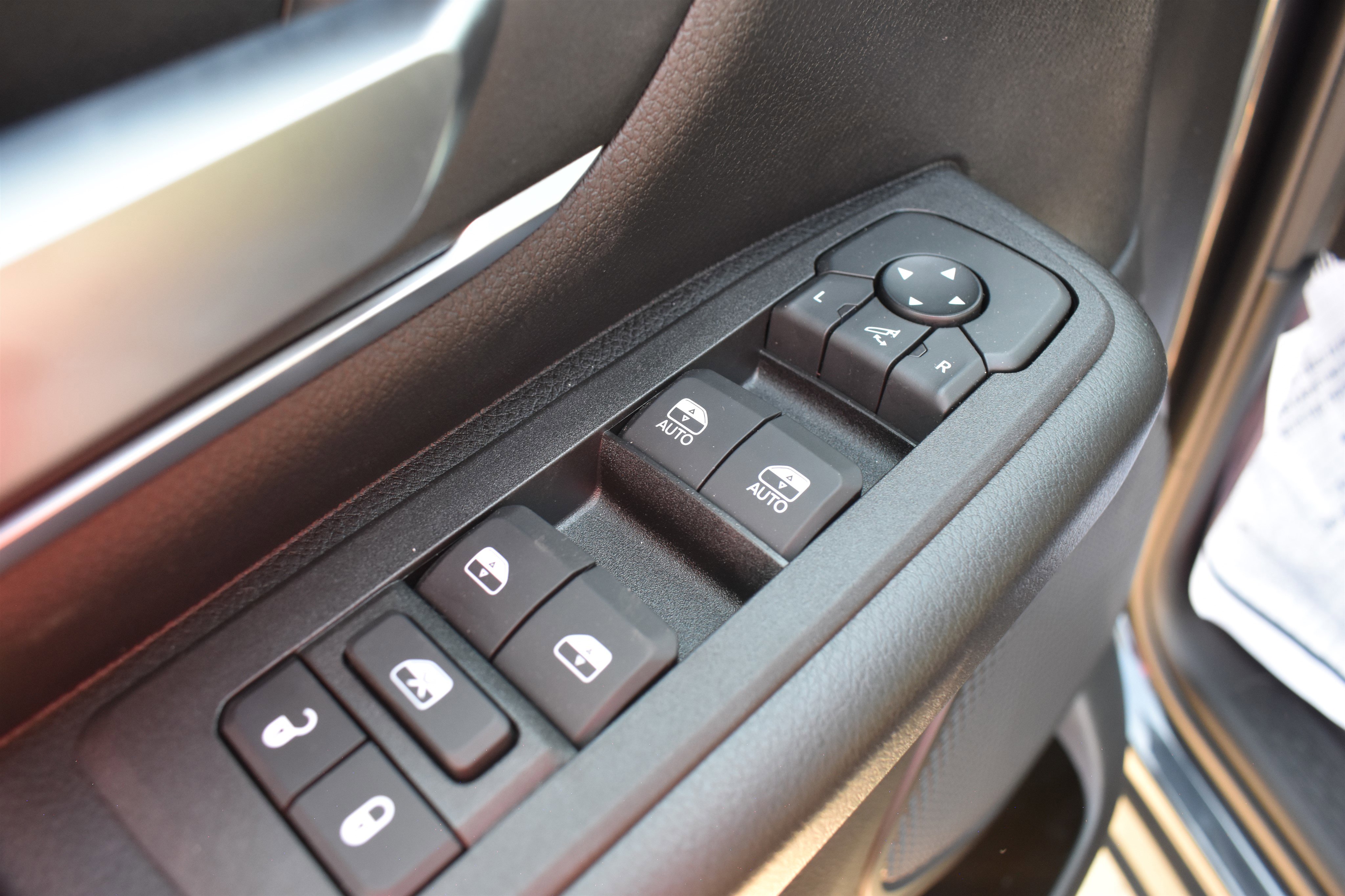 2025 Ram 1500 Big Horn photo 3