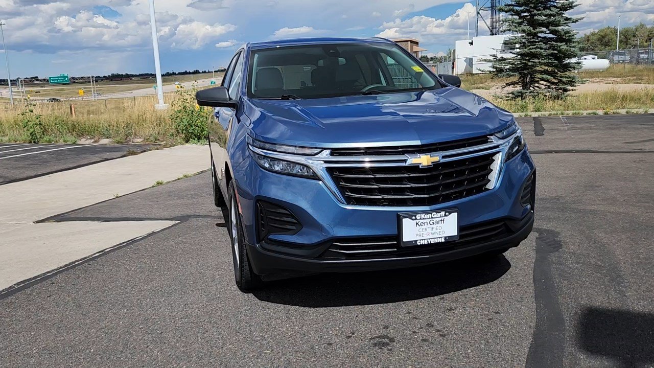 2024 Chevrolet Equinox LS photo 3