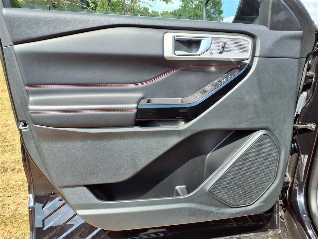 2023 Ford Explorer ST-Line photo 3