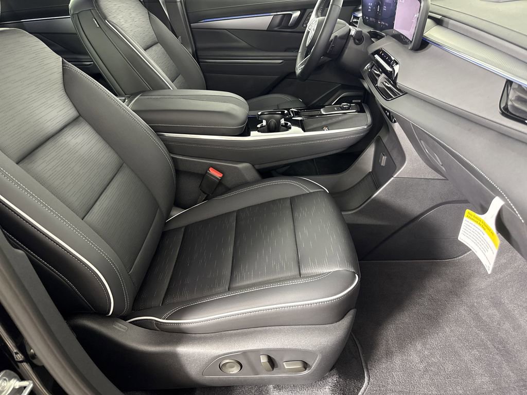 2025 Buick Enclave Sport Touring photo 11