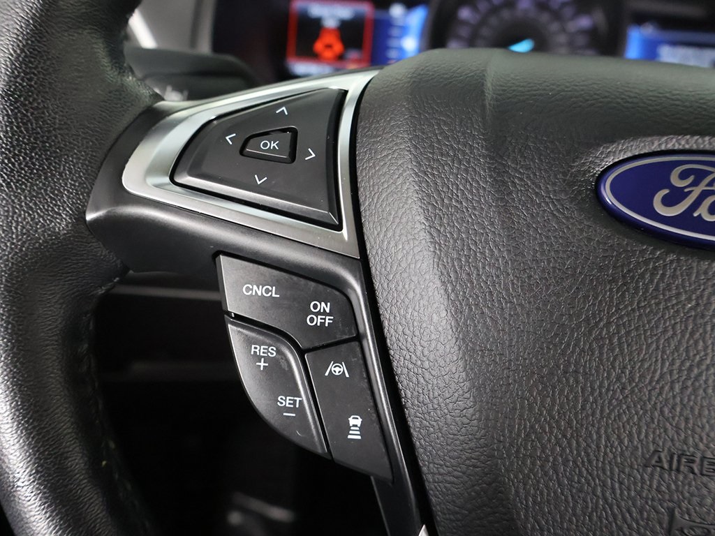 2022 Ford Edge SEL photo 37